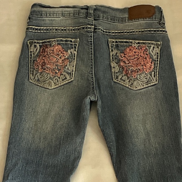 Vigoss Women's Classic Blue flair Leg Jeans - Picture 6 of 8